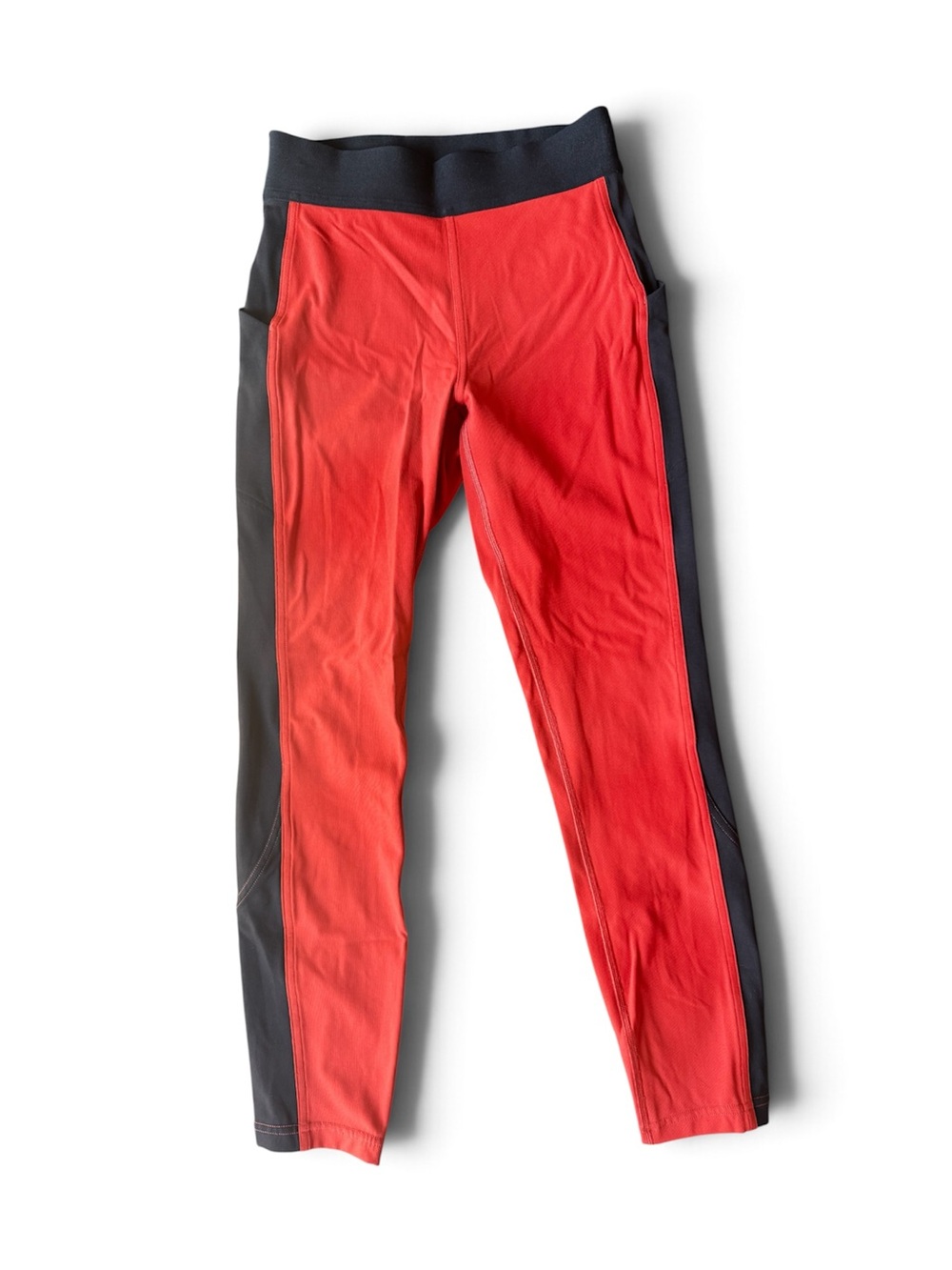 Lululemon | Box It Out Tight (Bonfire/Black)